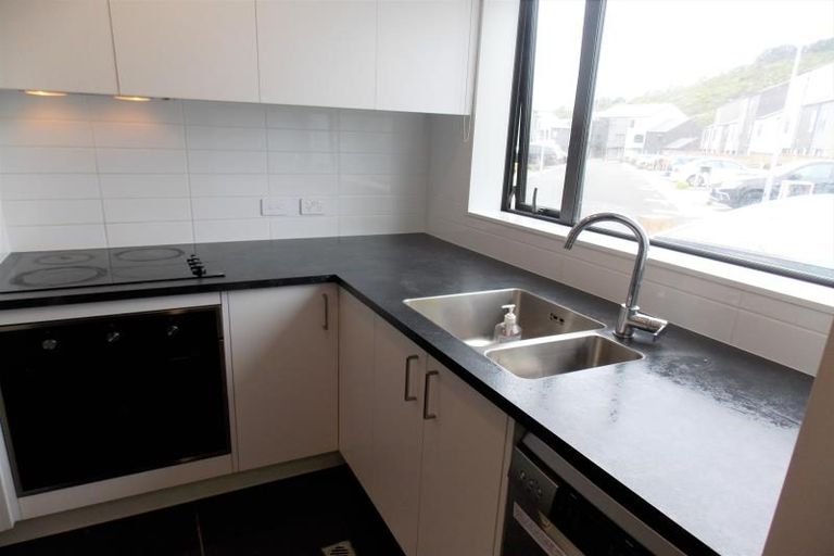 Photo of property in 3/170 Fraser Avenue, Johnsonville, Wellington, 6037