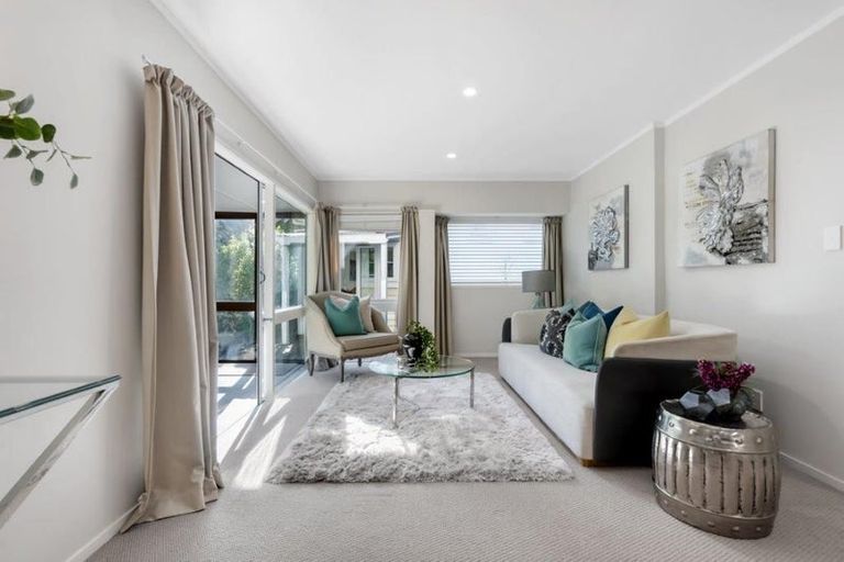 Photo of property in 4/55 Cook Street, Howick, Auckland, 2014