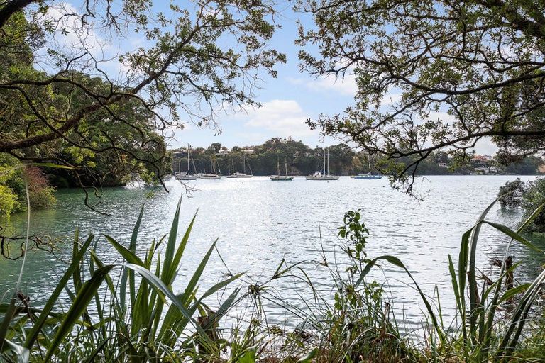 Photo of property in 49 Hinemoa Street, Birkenhead, Auckland, 0626