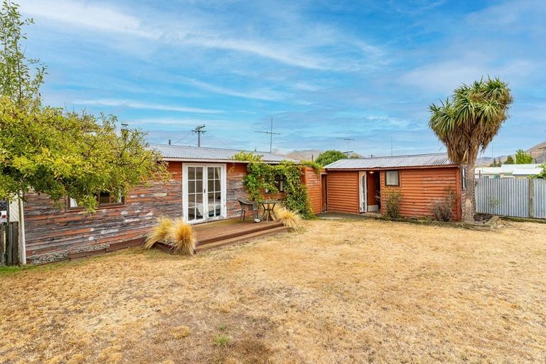 Photo of property in 17 Lindis Crescent, Otematata, 9412