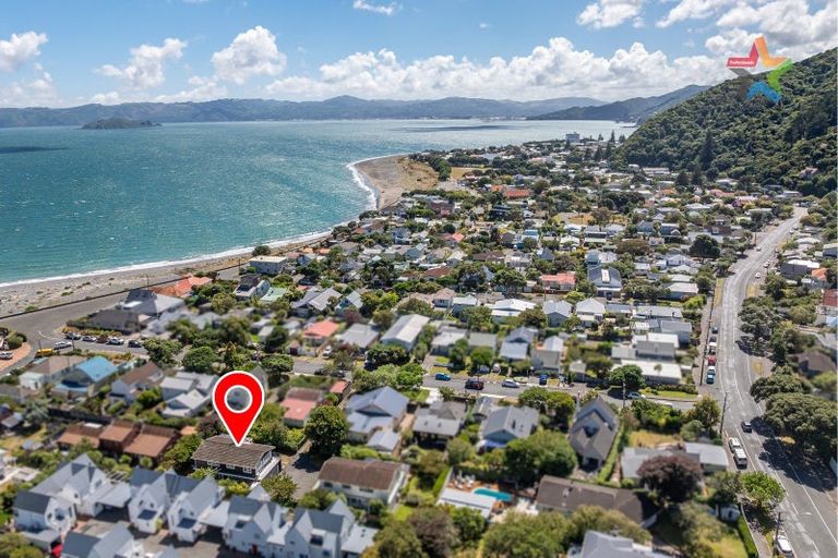 Photo of property in 9 Miro Street, Eastbourne, Lower Hutt, 5013