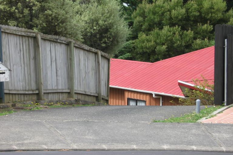 Photo of property in 1/19 Ceramco Place, Torbay, Auckland, 0630