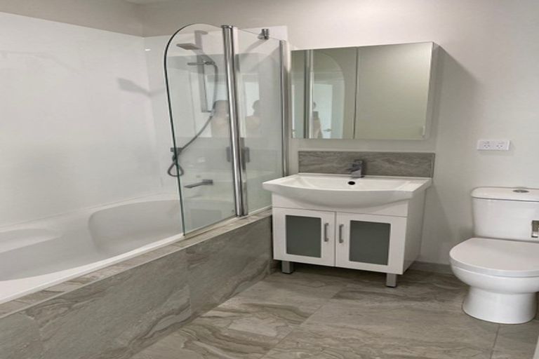 Photo of property in 9 Riroriro Close, Papakura, 2110