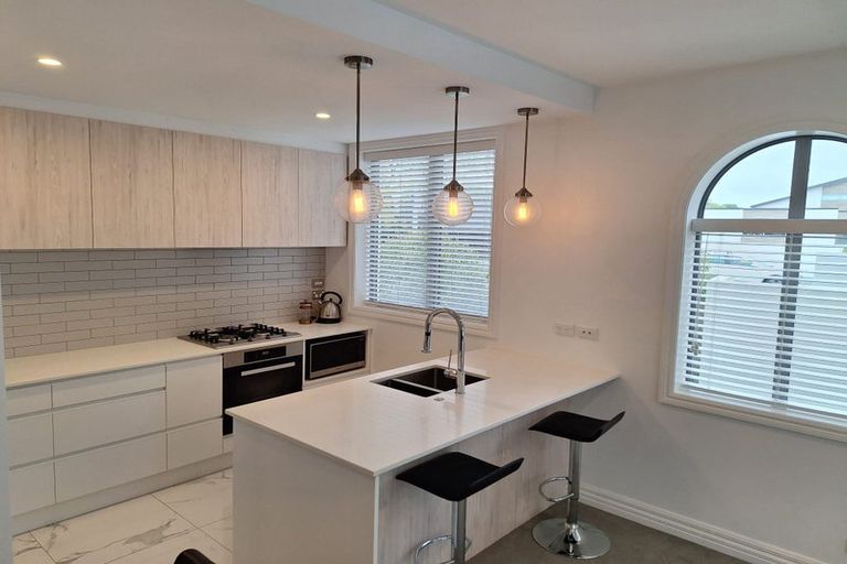 Photo of property in 1/52 Fendalton Road, Fendalton, Christchurch, 8014