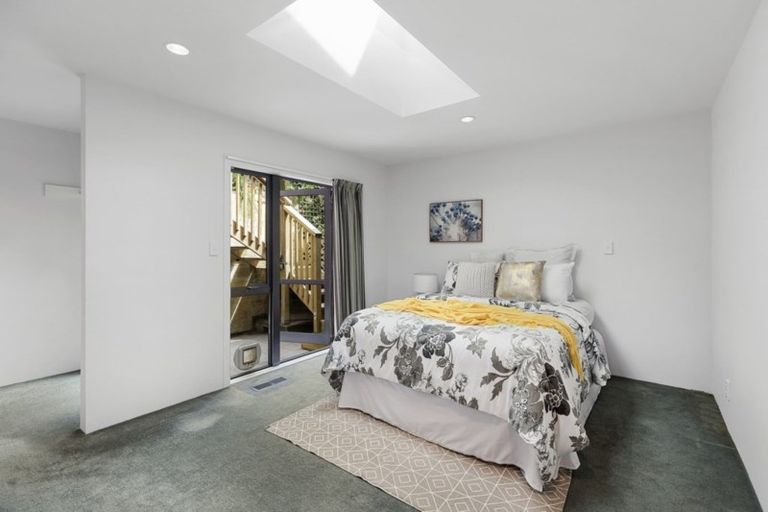 Photo of property in 191 Marine Parade, Seatoun, Wellington, 6022