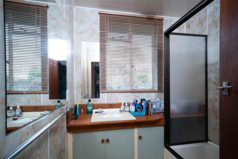 Photo of property in 26 Sarsfield Street, Southbridge, 7602