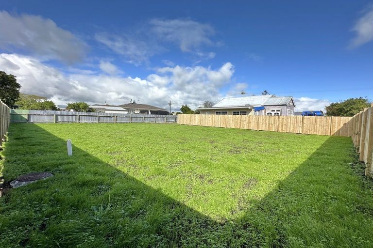 Photo of property in 68a Blake Street, Waitara, 4320