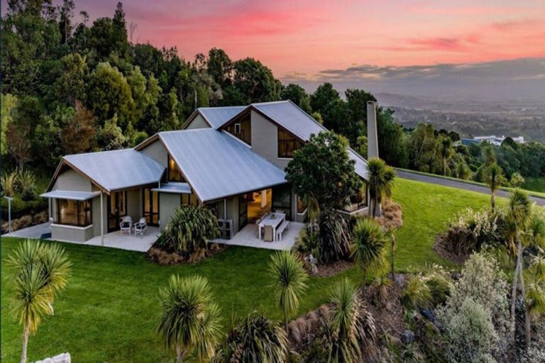 Photo of property in 378 Durham Drive, Havelock North, 4130
