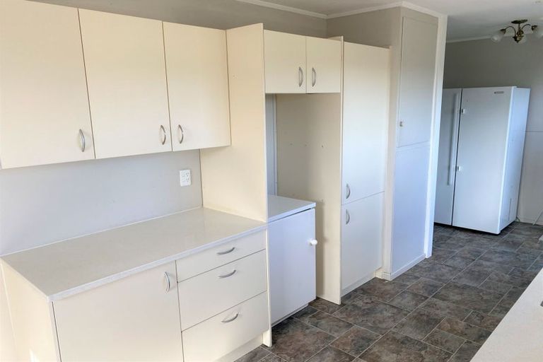 Photo of property in 69 Solar Road, Glen Eden, Auckland, 0602
