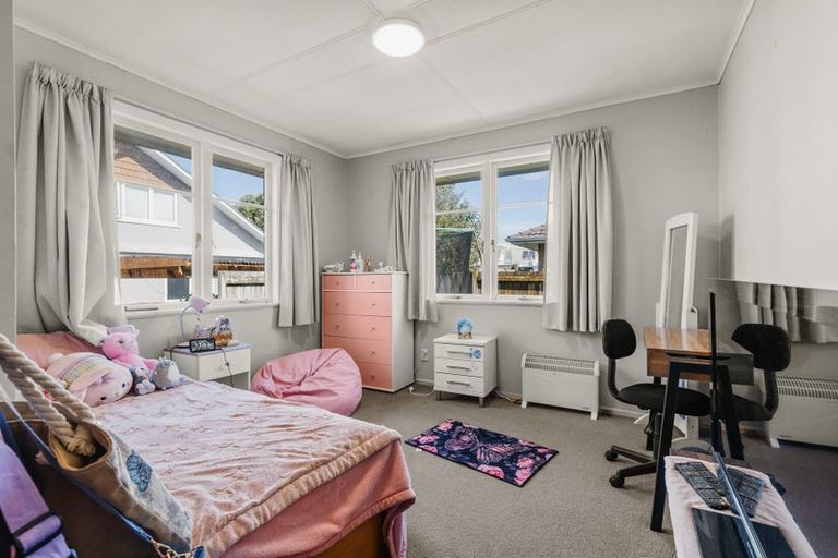 Photo of property in 15a Pine Avenue, Otumoetai, Tauranga, 3110