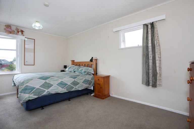 Photo of property in 35 Churchill Avenue, Feilding, 4702