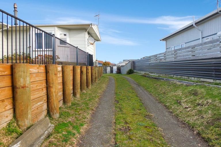 Photo of property in 82 Seabury Avenue, Foxton Beach, Foxton, 4815