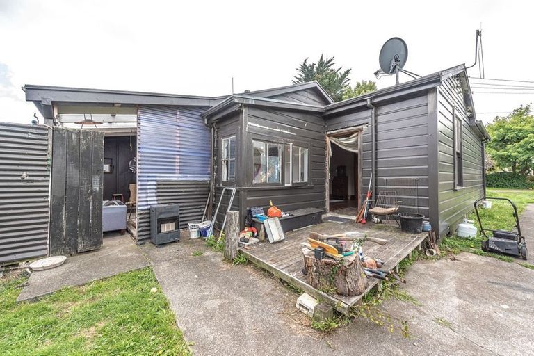 Photo of property in 43 Flower Street, Bulls, 4818