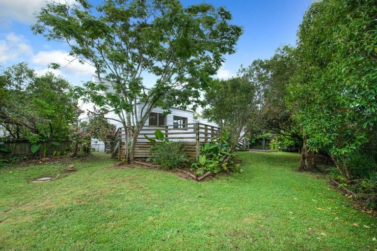Photo of property in 10 Mabbett Lane, Waimauku, 0883