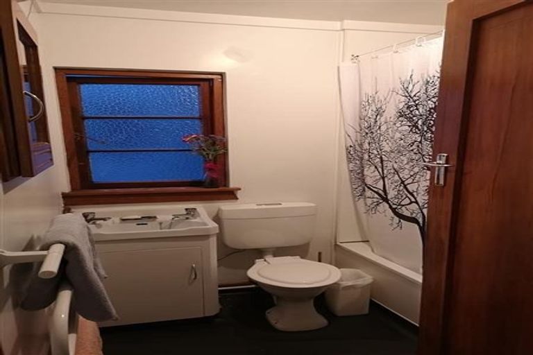 Photo of property in San Marino Apartments, 9/4 Oak Park Avenue, Te Aro, Wellington, 6011