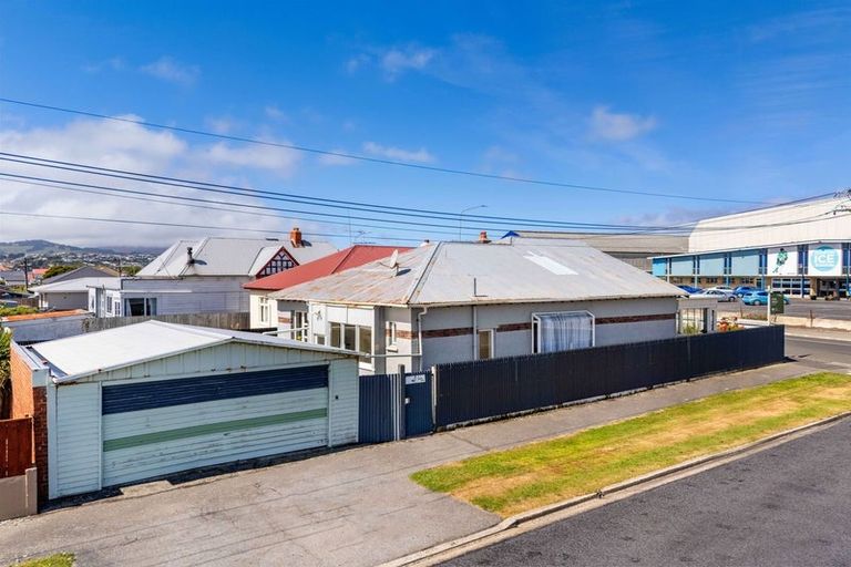 Photo of property in 108 Victoria Road, Saint Kilda, Dunedin, 9012