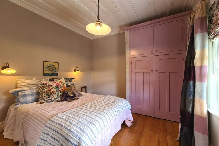 Photo of property in 230 Watt Street, Coromandel, 3506