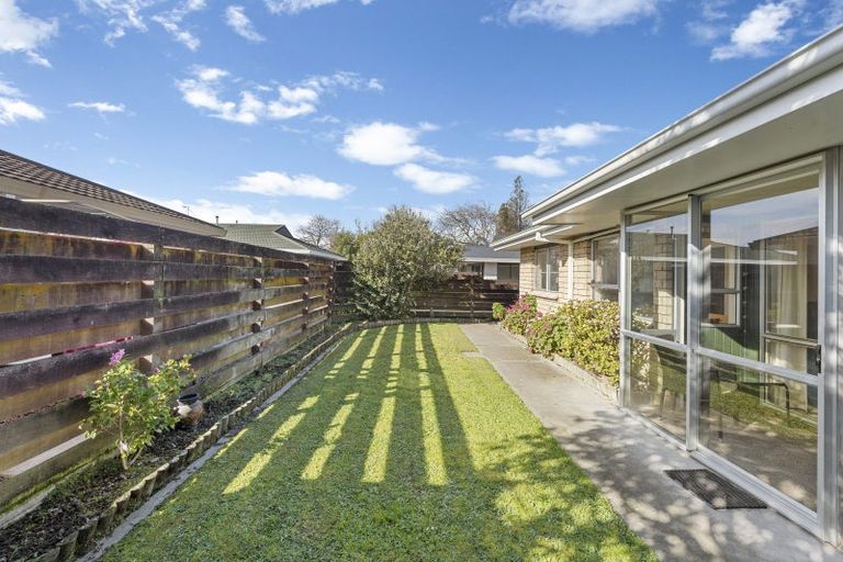 Photo of property in 1/99 Vogel Street, Roslyn, Palmerston North, 4414