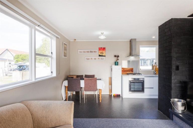 Photo of property in 181a Bridge Street, Bulls, 4818