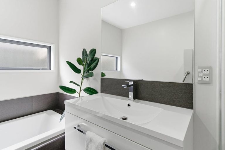 Photo of property in 69 Caulfield Avenue, Halswell, Christchurch, 8025