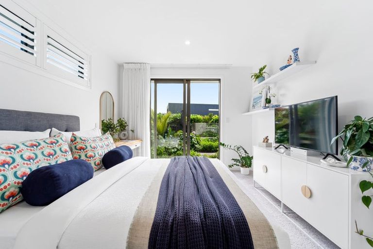 Photo of property in 11 Sandpiper Avenue, Point Wells, Warkworth, 0986