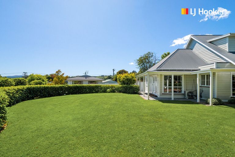 Photo of property in 1 Jaffray Drive, East Taieri, Mosgiel, 9024