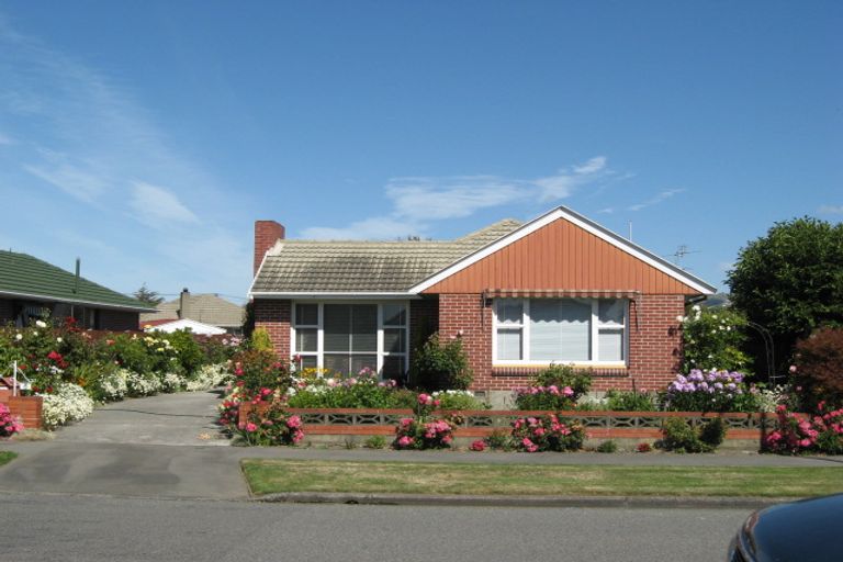 Photo of property in 8 Damien Place, Bromley, Christchurch, 8062
