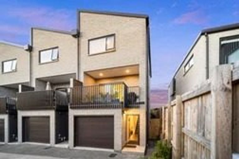 Photo of property in 26/28 Westgate Drive, Westgate, Auckland, 0614