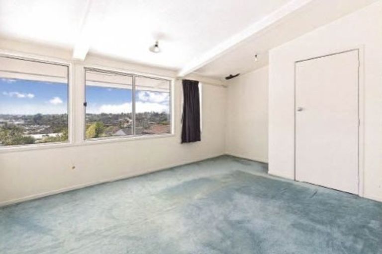 Photo of property in 2/1 Sunderlands Road, Half Moon Bay, Auckland, 2012