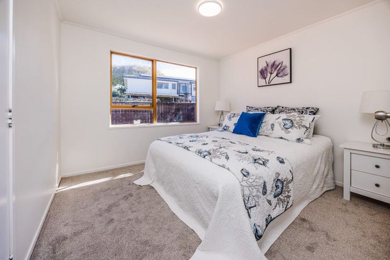 Photo of property in 43 Catkin Crescent, Papatoetoe, Auckland, 2025