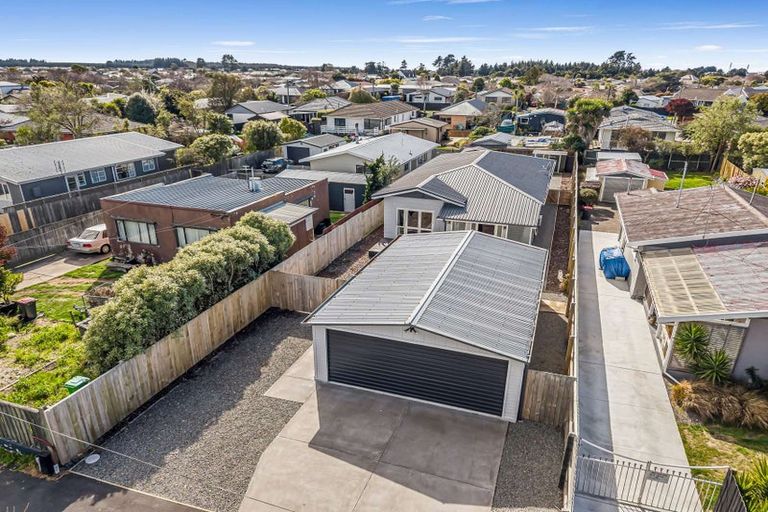 Photo of property in 37 Flemington Avenue, North New Brighton, Christchurch, 8083
