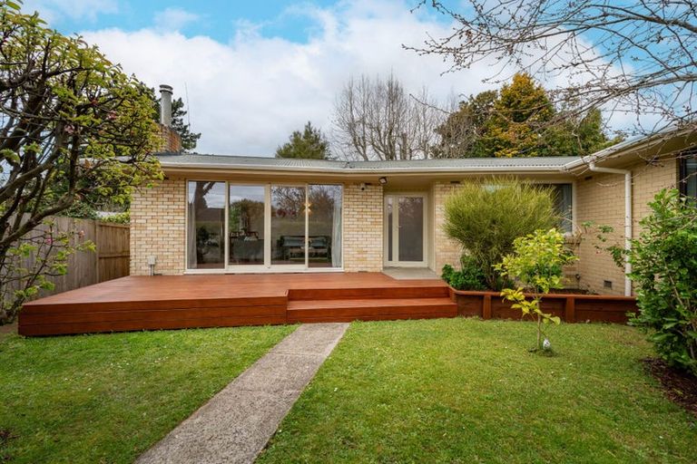 Photo of property in 28 Barrie Crescent, Silverdale, Hamilton, 3216