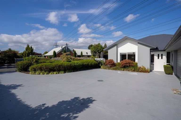 Photo of property in 4 Yarrum Lane, Avonhead, Christchurch, 8042