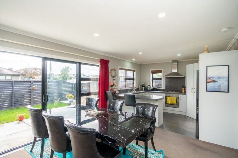 Photo of property in 1 Angelina Way, Kelvin Grove, Palmerston North, 4414
