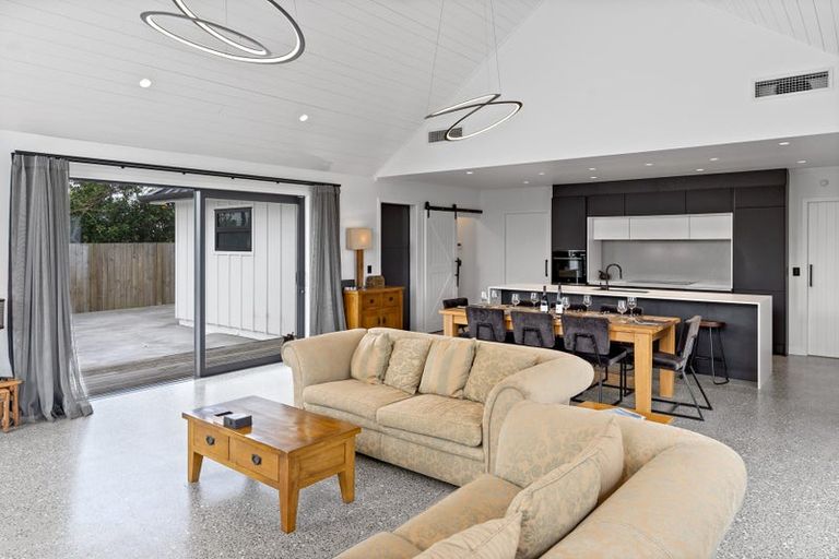 Photo of property in 30 Princess Street, Martinborough, 5711