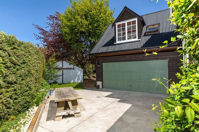 Photo of property in 9 Hunter Crescent, Wanaka, 9305