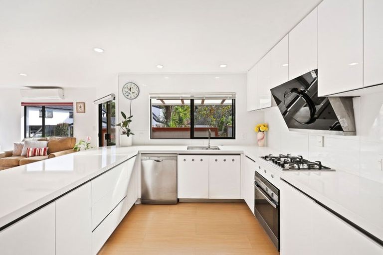 Photo of property in 2/57 Howe Street, Howick, Auckland, 2014