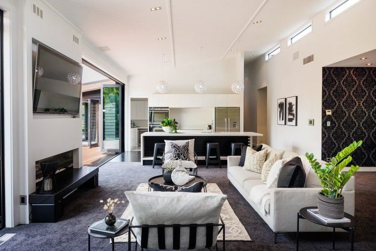 Photo of property in 27a Phoenix Avenue, Hokowhitu, Palmerston North, 4410