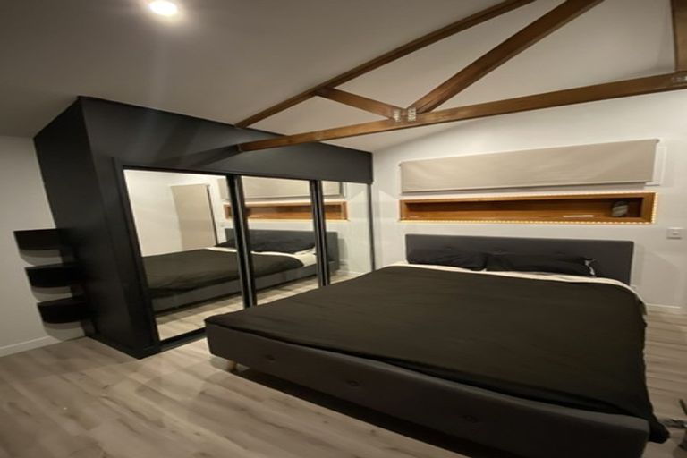 Photo of property in 110 Racecourse Road, Sockburn, Christchurch, 8042