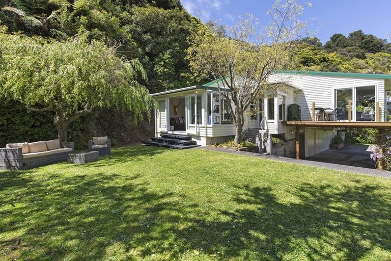 Photo of property in 3 Arden Way, Wilton, Wellington, 6012