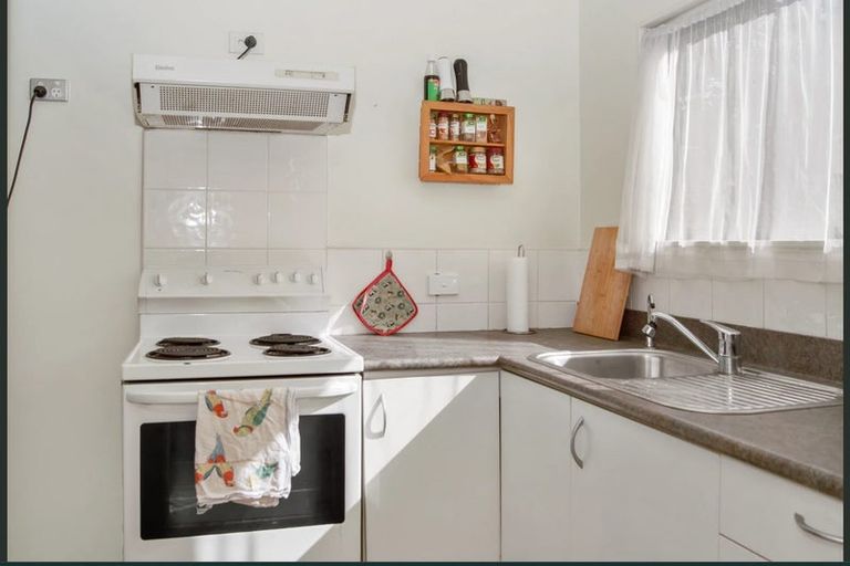 Photo of property in 23 Waitakere Road, Waitakere, Auckland, 0816