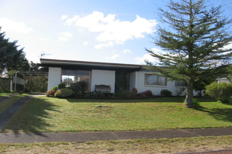 Photo of property in 19 Dunlop Drive, Pauanui, Hikuai, 3579