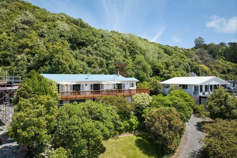 Photo of property in 132 Torquay Street, Kaikoura, 7300
