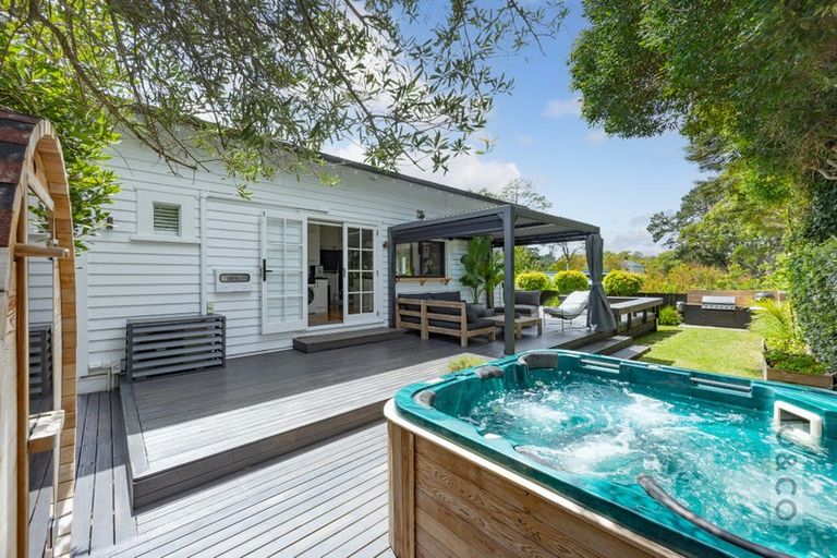 Photo of property in 56 Queen Street, Riverhead, 0820