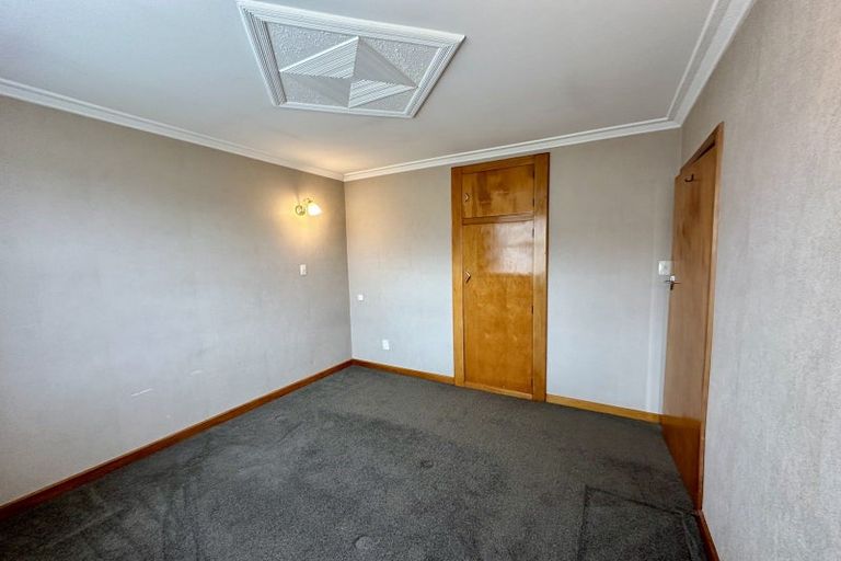 Photo of property in 11 Hamilton Street, Strathern, Invercargill, 9812