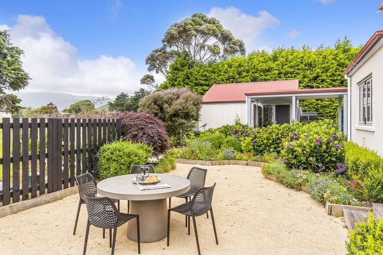 Photo of property in 225 Te Horo Hautere Cross Road, Hautere, Otaki, 5582