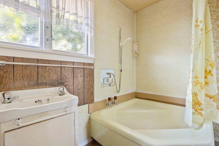 Photo of property in 14 Harling Avenue, Hillmorton, Christchurch, 8025