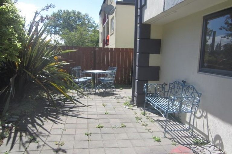 Photo of property in 5/211 Worcester Street, Christchurch Central, Christchurch, 8011