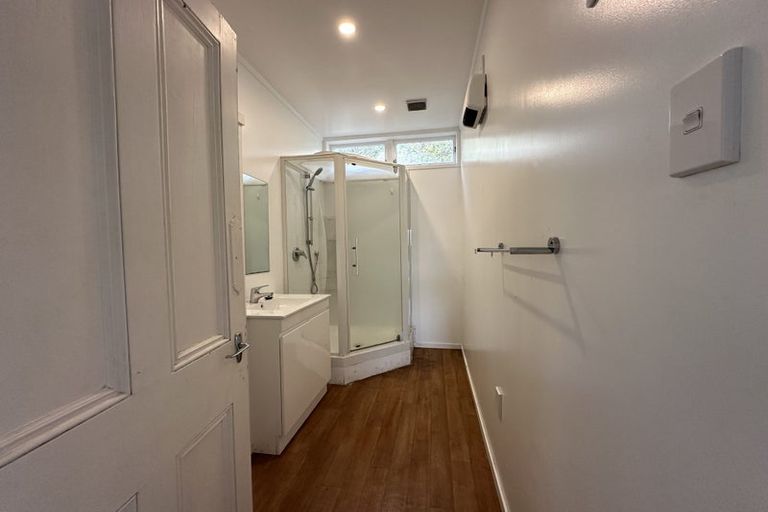 Photo of property in 11 Vogel Street, Mount Victoria, Wellington, 6011