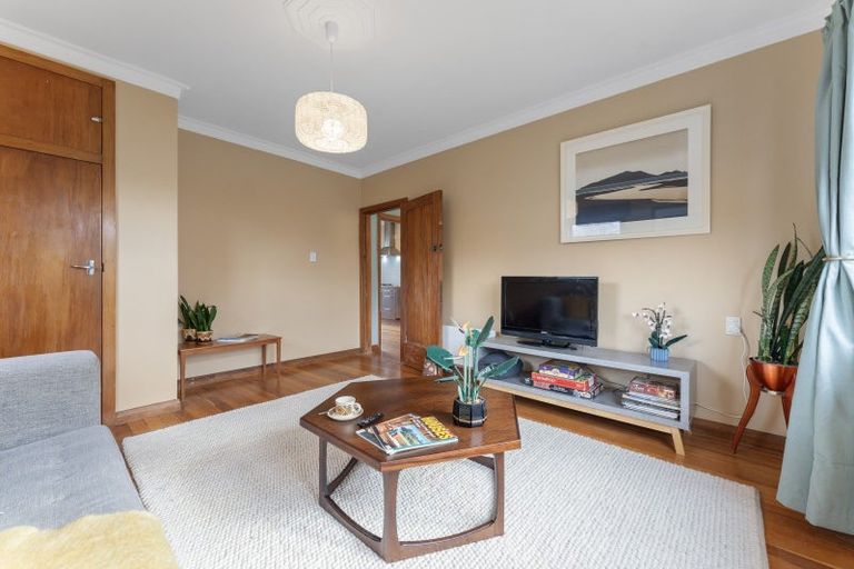 Photo of property in 27 Manuka Street, Otaki Beach, Otaki, 5512